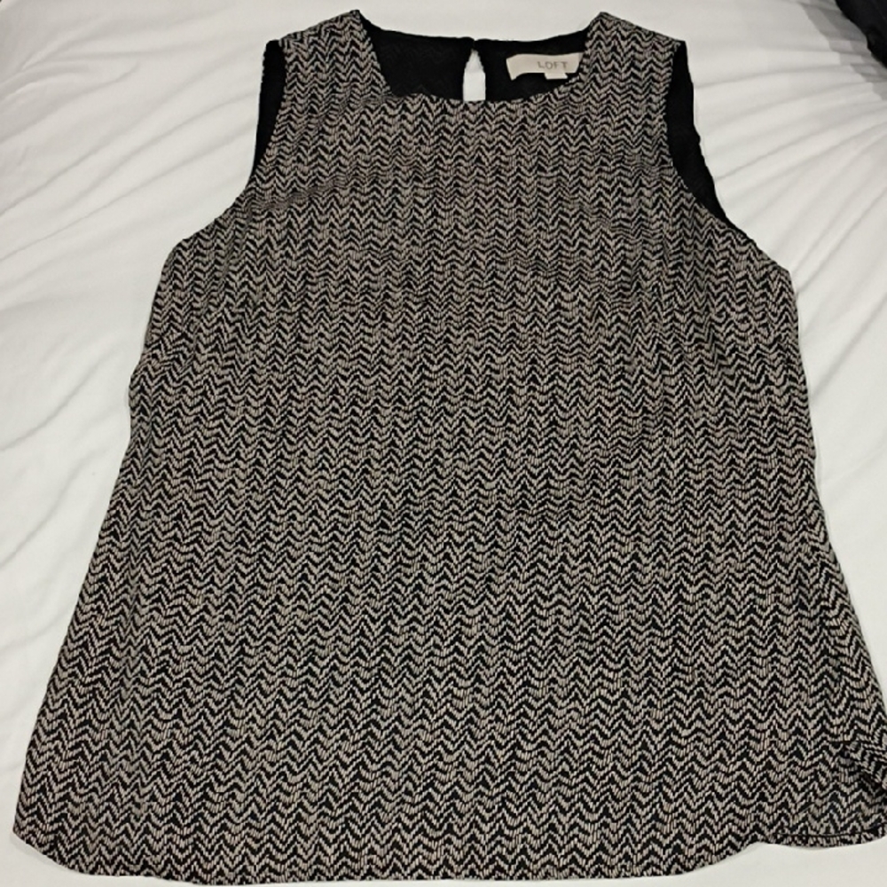 LOFT Black and White Chevron Sleeveless Blouse